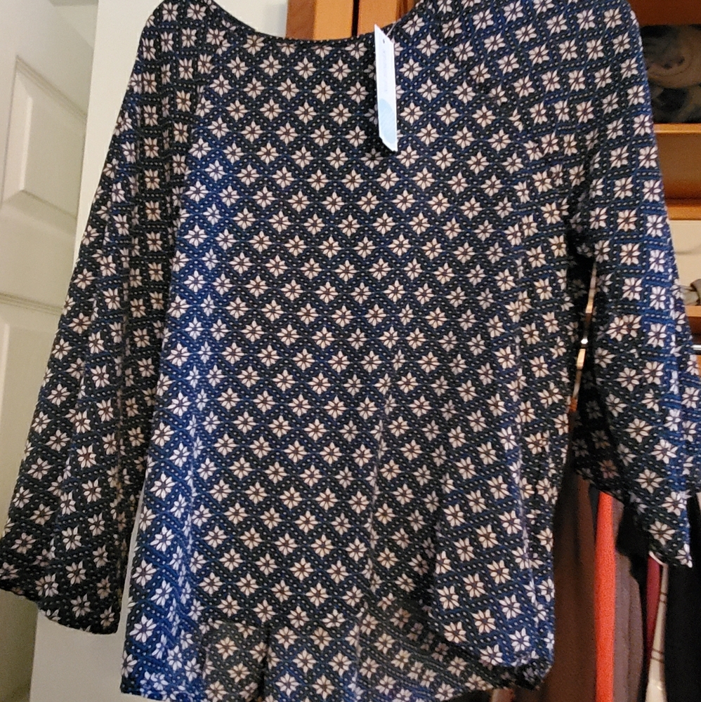 Stitchfix navy blouse